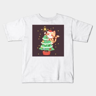 Kitten finishing its Christmas tree Kids T-Shirt